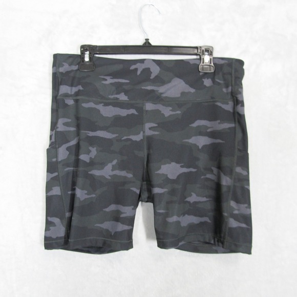 Athleta Ultimate Stash Pocket Camo 7" Short Womens XL High Rise Bike - Picture 1 of 8